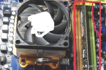 电脑可以听见风扇在转但是电脑主板不启动怎么办?