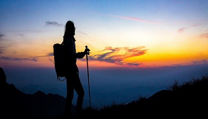 六峰山爬山是什么梗