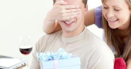 送男朋友利群的礼物,送男生便宜实用的礼物?