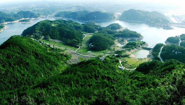 湖北省有哪些吸引游客的地方?