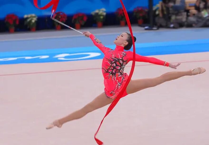 艺术体操为什么只有女性