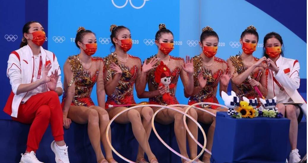 艺术体操为什么只有女性