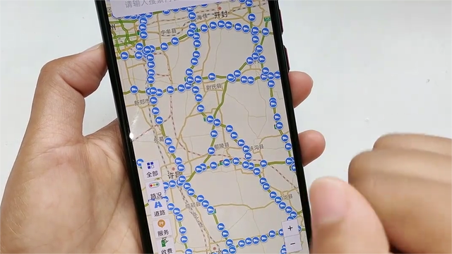 原来微信还能查看公路上的摄像头实时监控画面，真是太方便了