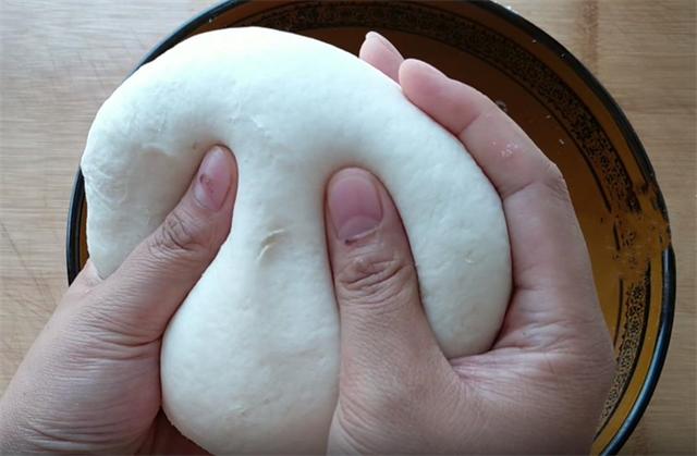 40秒出锅快速做饼方法，烙制不用一滴油，柔软劲道，个个鼓起大泡